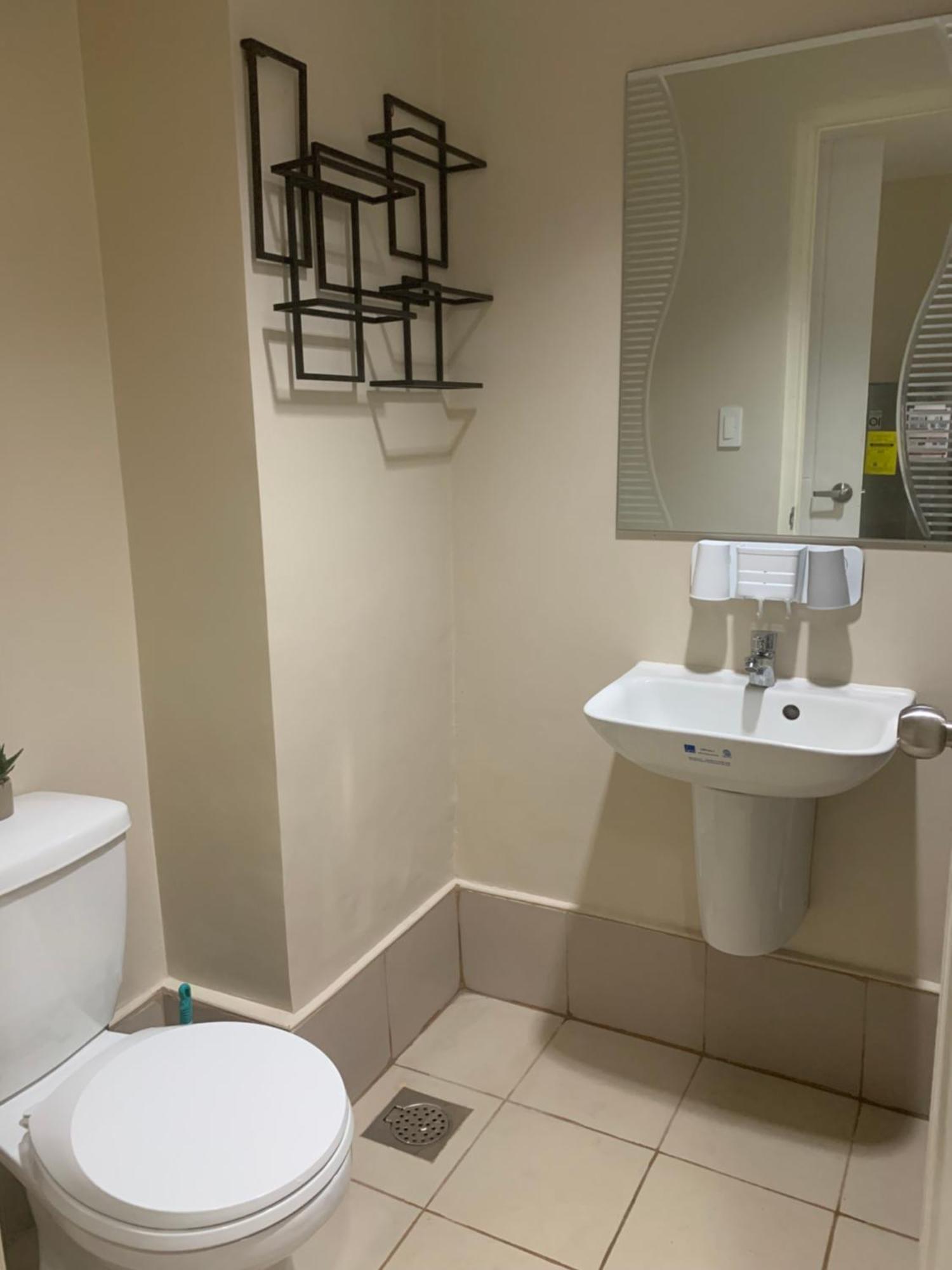 Luxanos Condo Place- Sunvida Tower Cebu Esterno foto