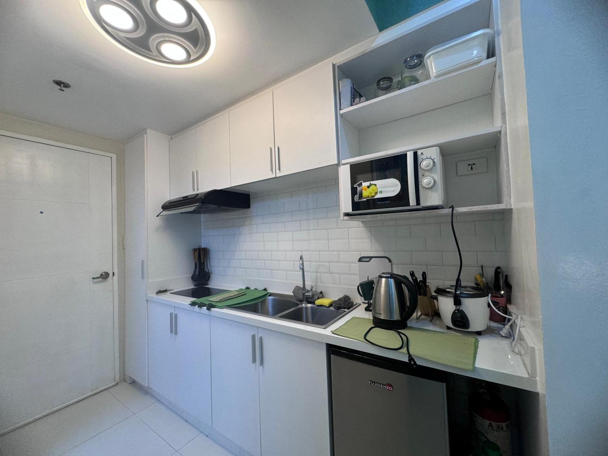 Luxanos Condo Place- Sunvida Tower Cebu Esterno foto