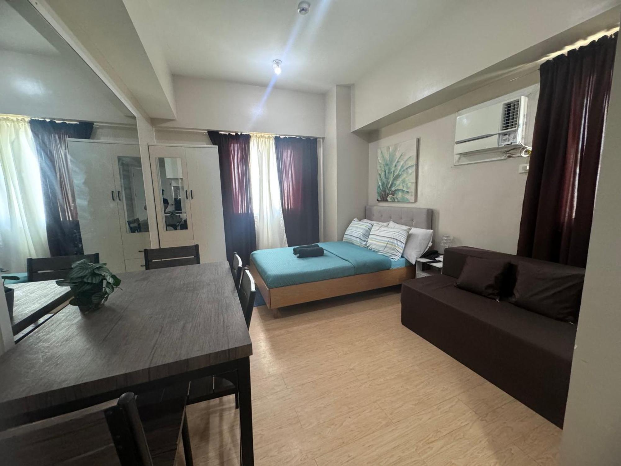 Luxanos Condo Place- Sunvida Tower Cebu Esterno foto