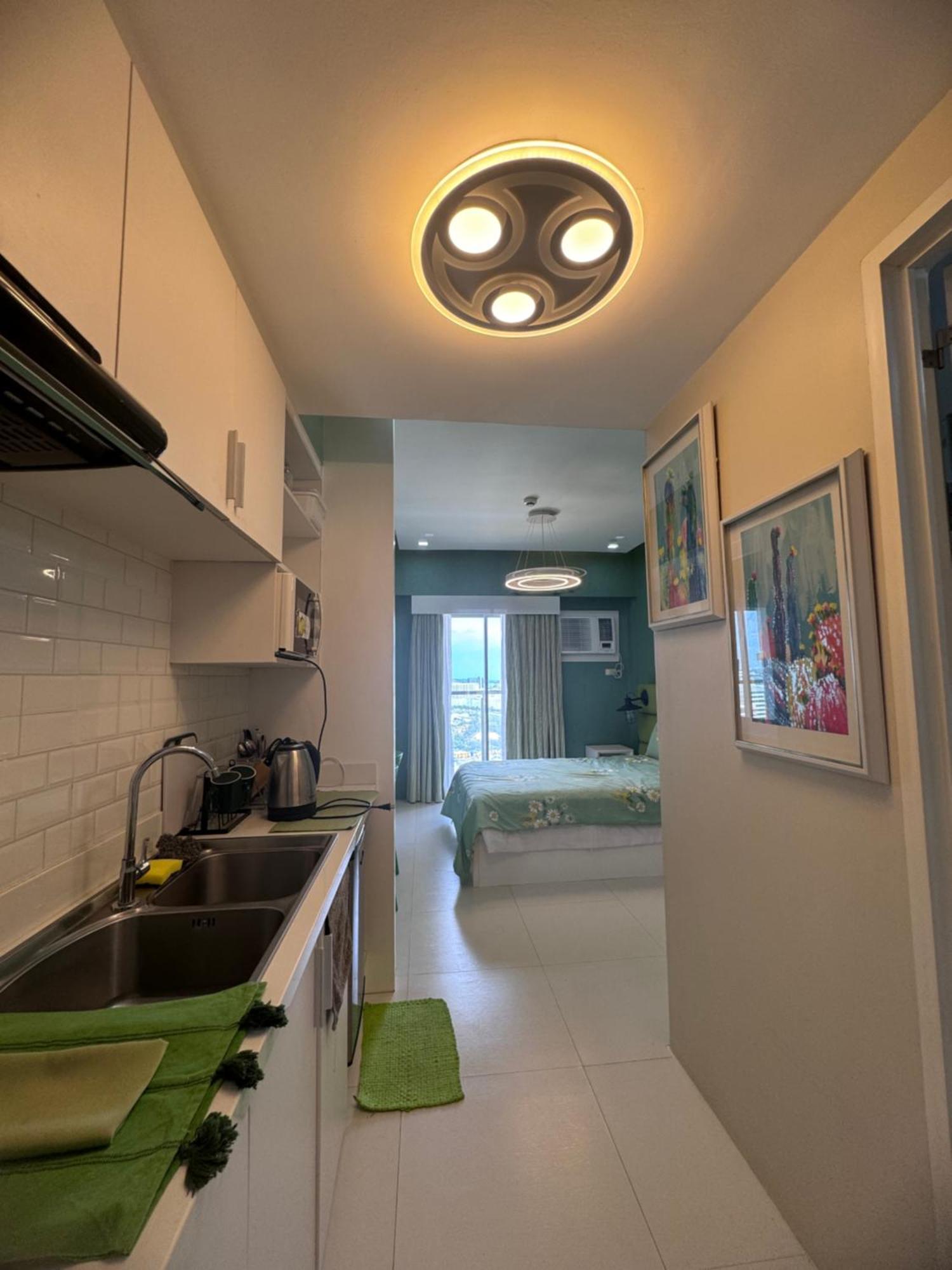 Luxanos Condo Place- Sunvida Tower Cebu Esterno foto